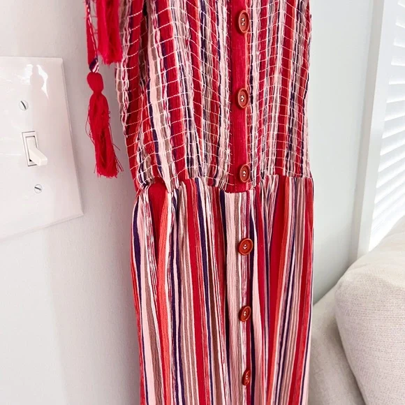 Altard State Smocked Red Dress Sz L - Picture 5 of 6